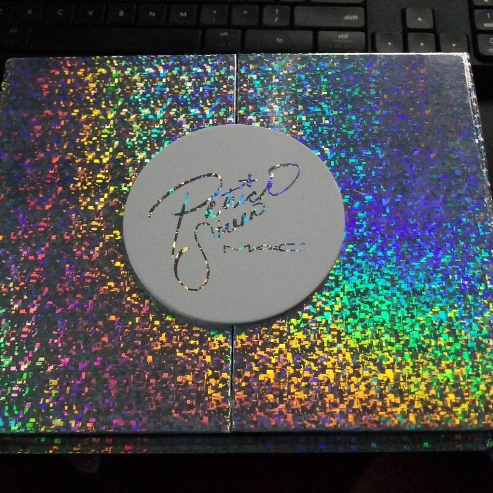 LIMITED EDITION Patrick Starr Box